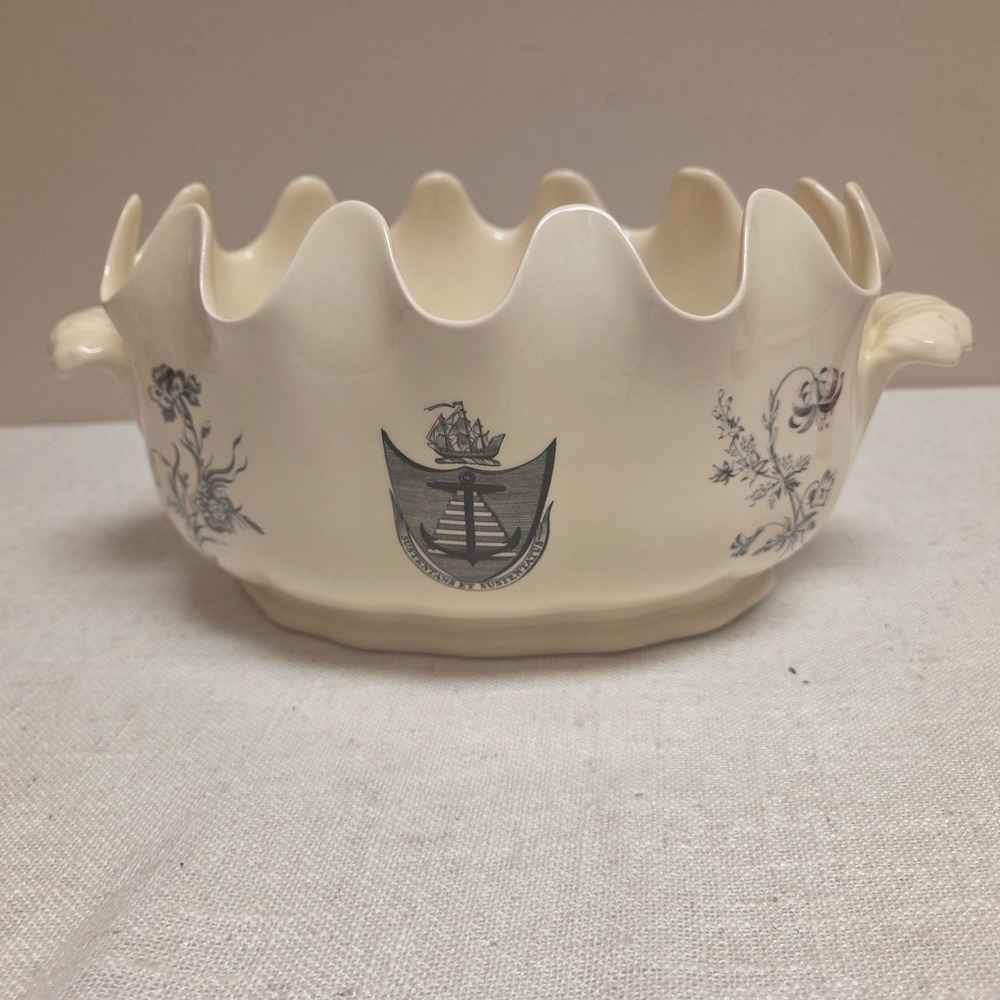 Wedgwood Club Monteith Bowl 1st Edition 1953 Original 13 colonies. REPLICA - Picture 3 of 6